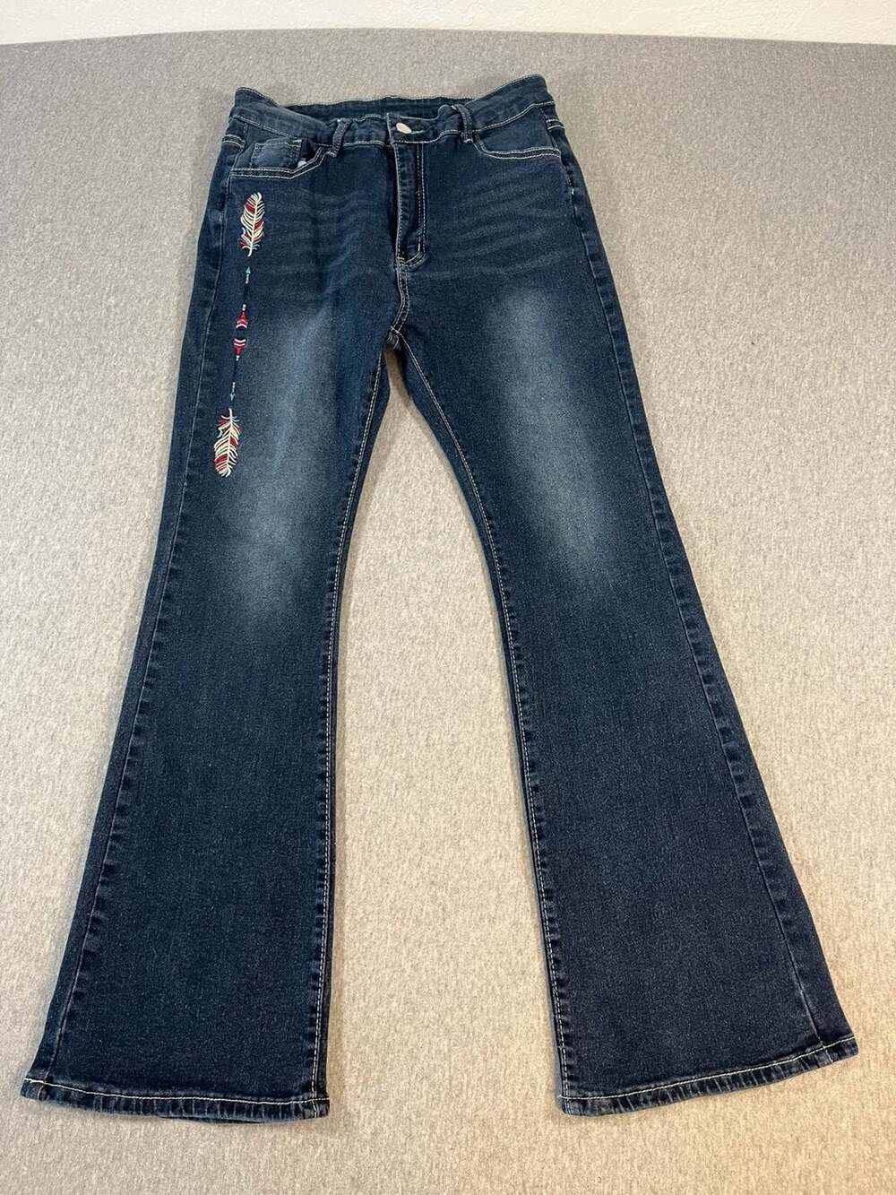 Boho/Western Embroidered Feather Design Flare Leg Denim Jeans Women’s 28x28